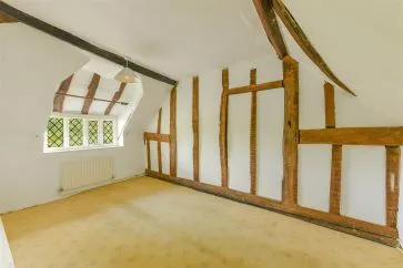 Property for Auction in Bedfordshire and Buckinghamshire - 50 Cross Tree Road, Wicken, Milton Keynes, Northamptonshire MK19 6BT