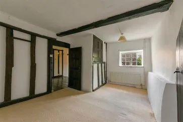 Property for Auction in Bedfordshire and Buckinghamshire - 50 Cross Tree Road, Wicken, Milton Keynes, Northamptonshire MK19 6BT