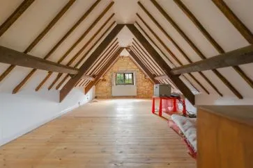Property for Auction in Bedfordshire and Buckinghamshire - 50 Cross Tree Road, Wicken, Milton Keynes, Northamptonshire MK19 6BT