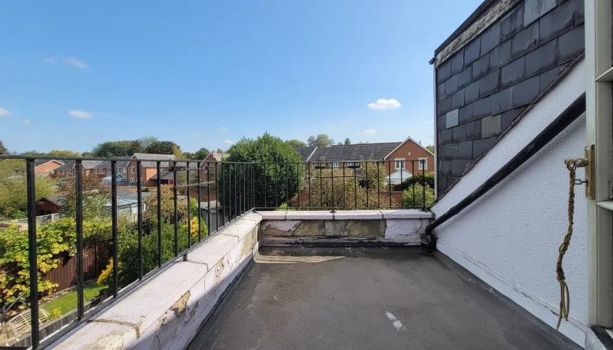 Property for Auction in Bedfordshire and Buckinghamshire - 85 Port Vale, Hertford, Hertfordshire SG14 3AF
