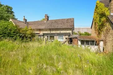 Property for Auction in Bedfordshire and Buckinghamshire - 21 Leckhampstead Road, Wicken, Milton Keynes, Buckinghamshire