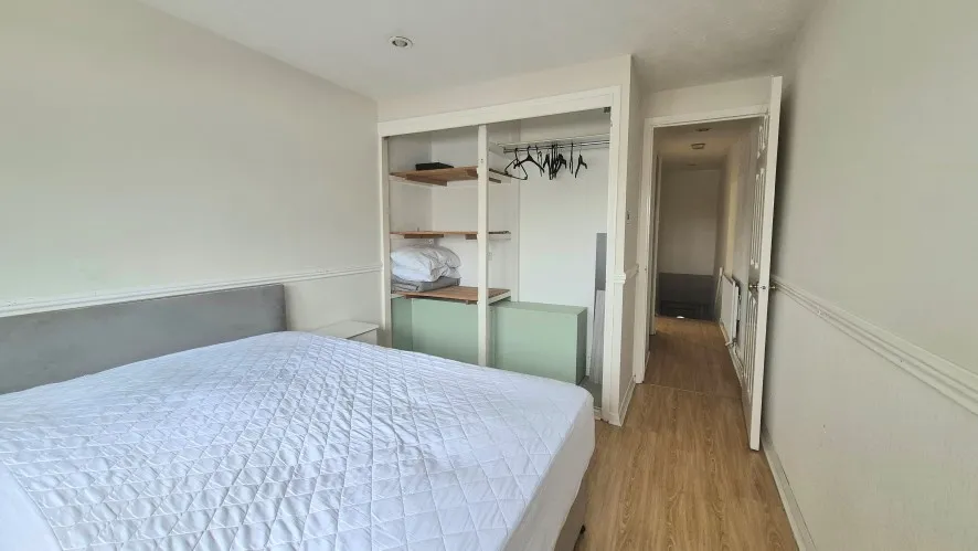 Property for Auction in Bedfordshire and Buckinghamshire - 22 Malham Close, Luton, Bedfordshire LU4 8PH