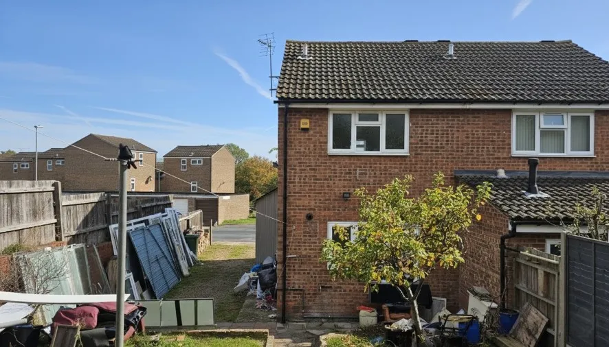 Property for Auction in Bedfordshire and Buckinghamshire - 10 Luxembourg Close, Luton, Bedfordshire LU3 3TD