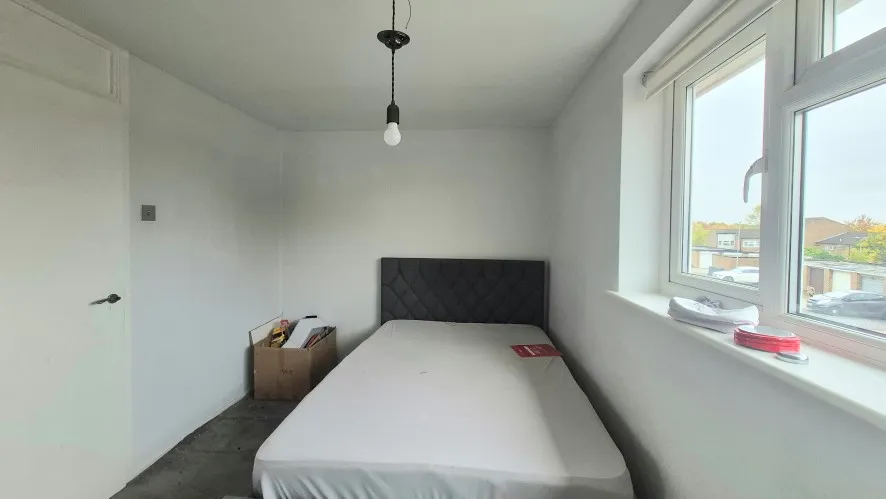 Property for Auction in Bedfordshire and Buckinghamshire - 10 Luxembourg Close, Luton, Bedfordshire LU3 3TD