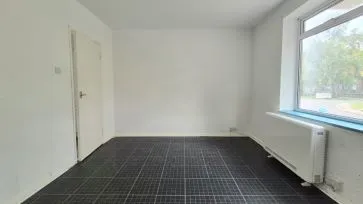 Property for Auction in Bedfordshire and Buckinghamshire - 59A Viceroy Court, High Street South, Dunstable, Bedfordshire LU6 3HP