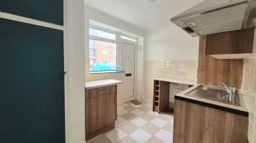 Property for Auction in Bedfordshire and Buckinghamshire - 59A Viceroy Court, High Street South, Dunstable, Bedfordshire LU6 3HP