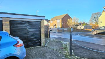 Property for Auction in Bedfordshire and Buckinghamshire - Garage, Victoria Street, Dunstable, Bedfordshire