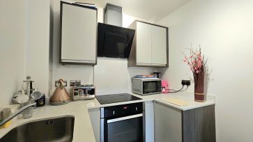 Property for Auction in Bedfordshire and Buckinghamshire - Flat 6, Hampden House, Hitchin Road, ARLESEY, Bedfordshire SG15 6AR