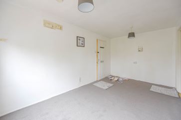 Property for Auction in Bedfordshire and Buckinghamshire - 28 Norbrek, Two Mile Ash, Milton Keynes, Buckinghamshire