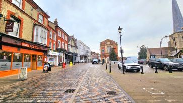 Property for Auction in Bedfordshire and Buckinghamshire - Flat 4, 57A High Street, Hemel Hempstead, Hertfordshire