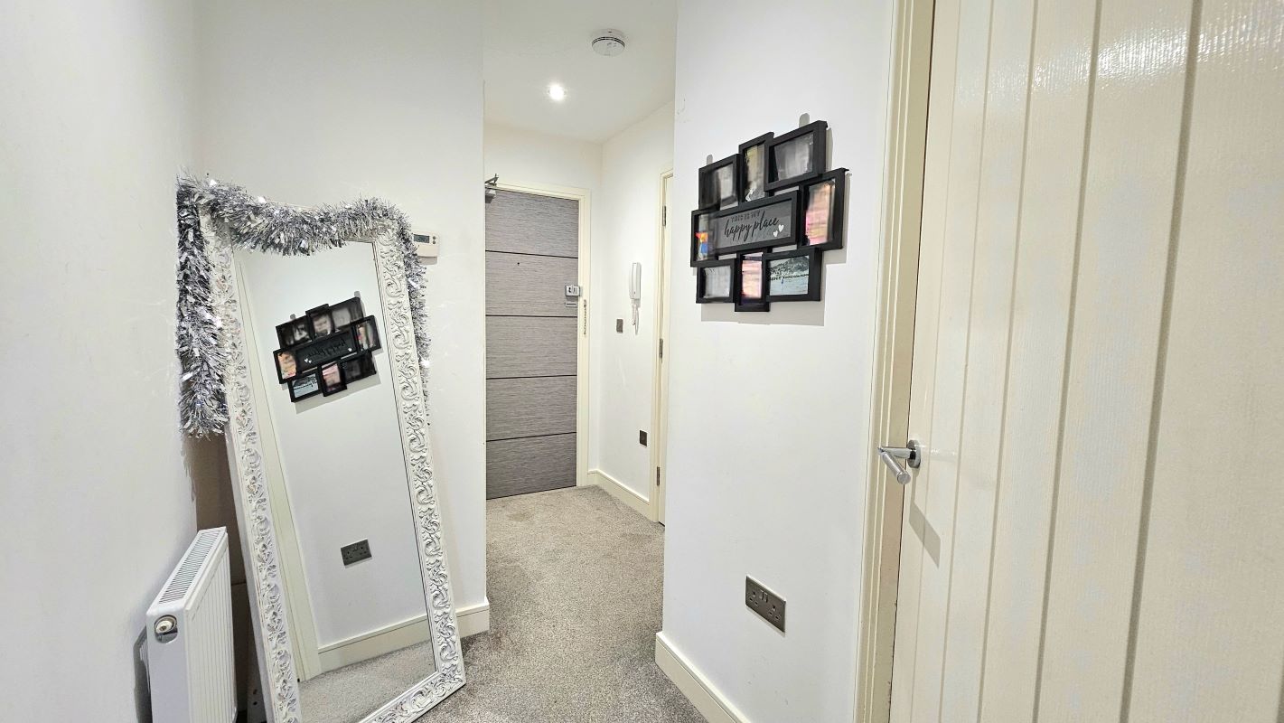 Hampden House, ARLESEY, Bedfordshire, SG15 6AR - Online Auctions