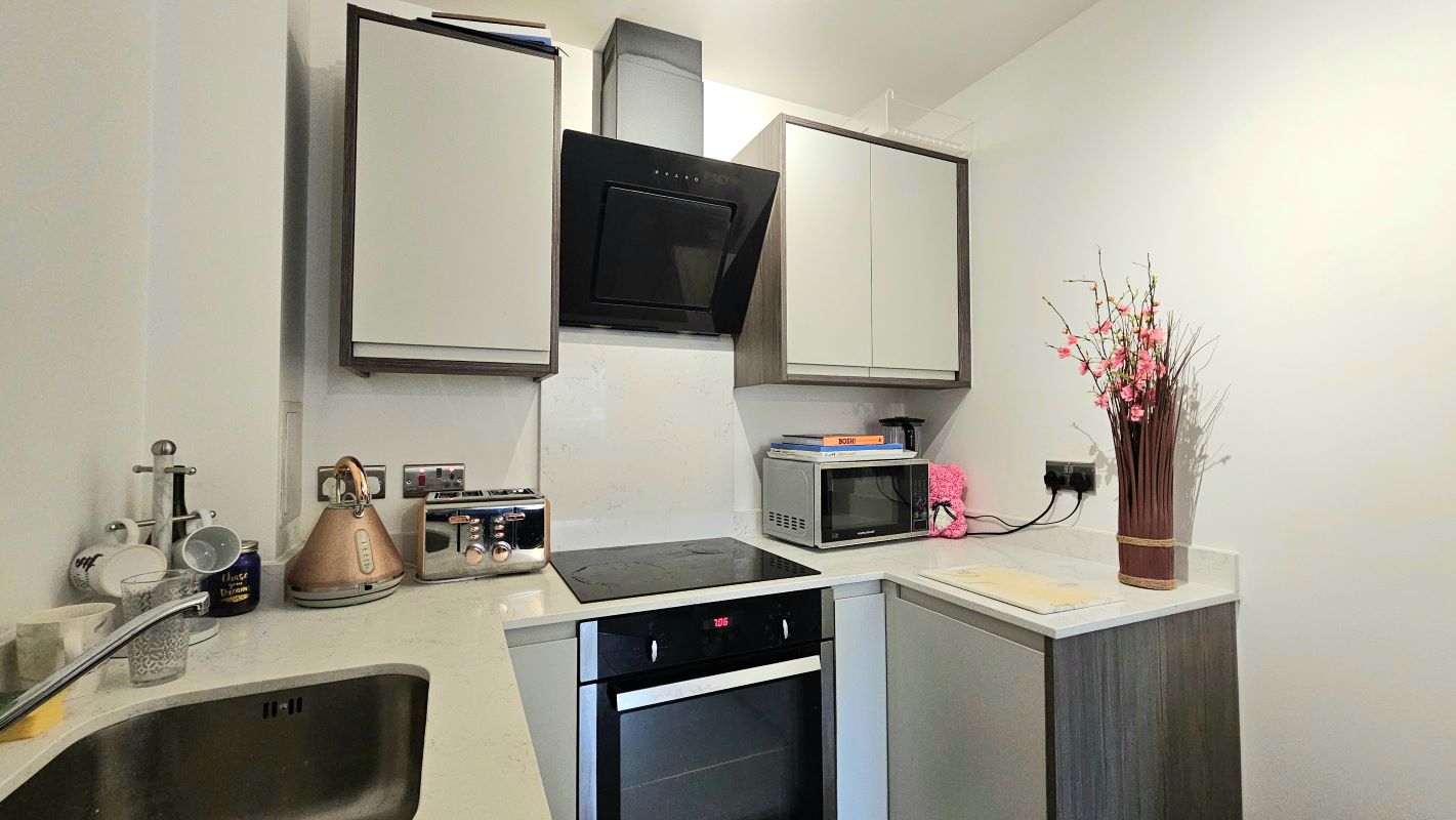 Hampden House, ARLESEY, Bedfordshire, SG15 6AR - Online Auctions