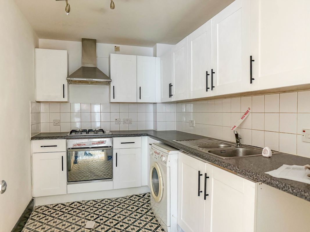 5 Freehold Street, Northampton, Northamptonshire, NN2 6BF - Online Auctions