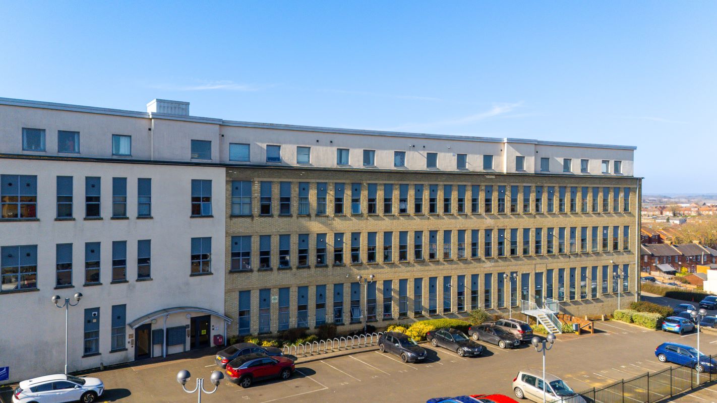 5 Freehold Street, Northampton, Northamptonshire, NN2 6BF - Online Auctions