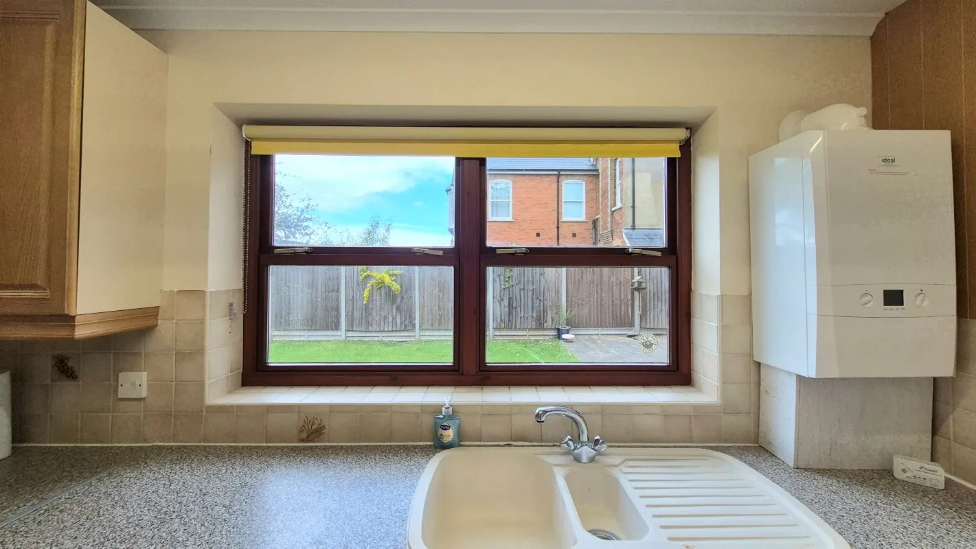 Spenser House, Aylesbury, Buckinghamshire, HP21 9LL - Online Auctions