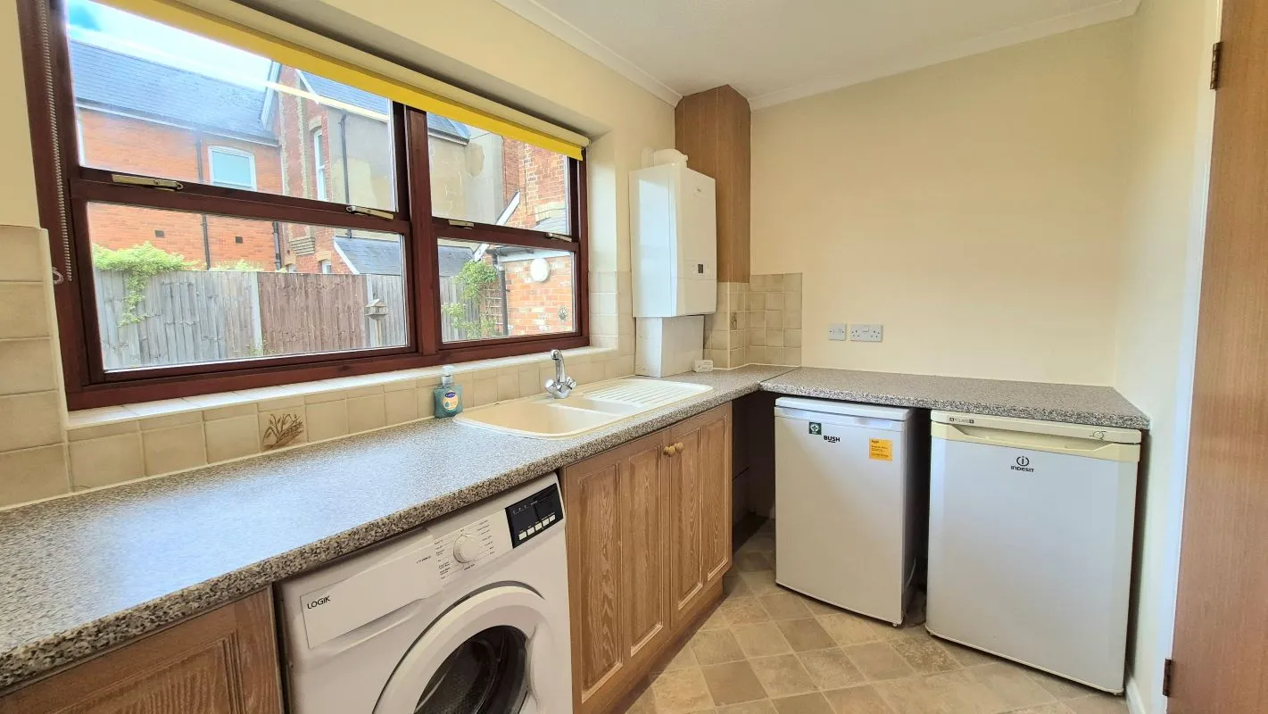Spenser House, Aylesbury, Buckinghamshire, HP21 9LL - Online Auctions