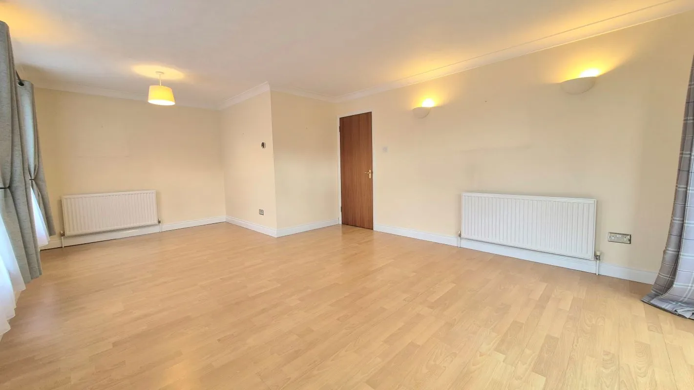 Spenser House, Aylesbury, Buckinghamshire, HP21 9LL - Online Auctions