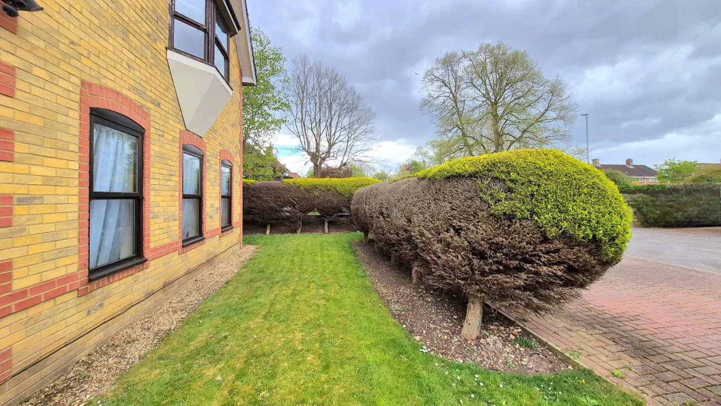 Spenser House, Aylesbury, Buckinghamshire, HP21 9LL - Online Auctions