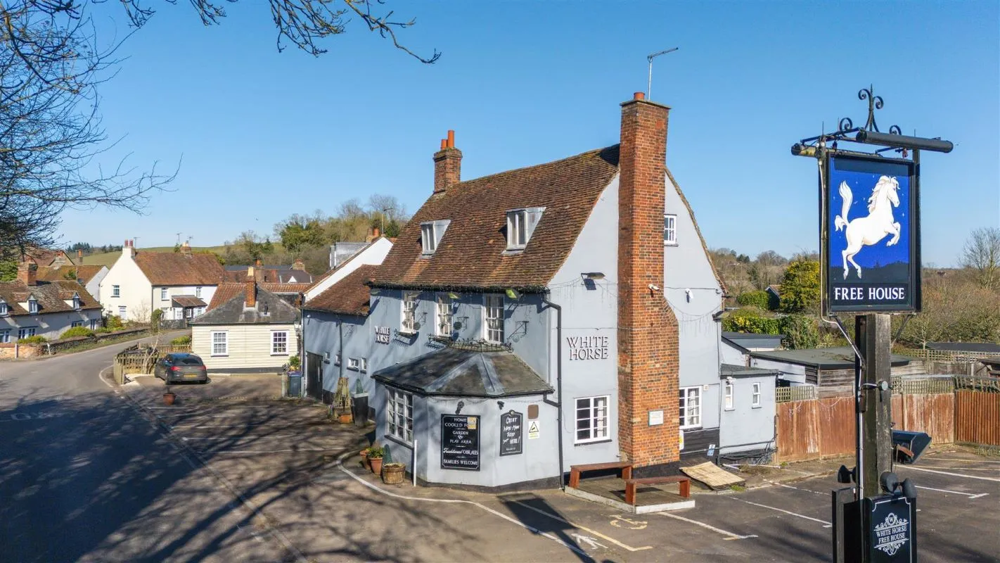 Wareside, Ware, Hertfordshire, SG12 7QX - Online Auctions