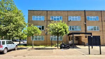 Property for Auction in Bedfordshire and Buckinghamshire - 7 North Ninth Street, Milton Keynes, Buckinghamshire MK9 3AN