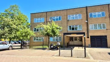 Property for Auction in Bedfordshire and Buckinghamshire - 7 North Ninth Street, Milton Keynes, Buckinghamshire MK9 3AN