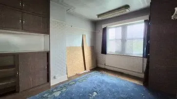 Property for Auction in Bedfordshire and Buckinghamshire - 97 Montrose Avenue, Luton, Bedfordshire LU3 1HP