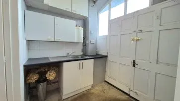 Property for Auction in Bedfordshire and Buckinghamshire - Unit 4 , Watermead Centre, Lakeside, Aylesbury, Buckinghamshire HP19 0FX