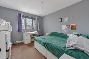 Property for Auction in Bedfordshire and Buckinghamshire - 63 Henley Road, Bedford, Bedfordshire MK40 4FX