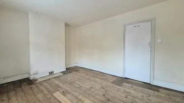 Property for Auction in Bedfordshire and Buckinghamshire - 64 Cassio Road, Watford, Hertfordshire WD18 0QF