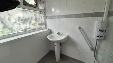 Property for Auction in Bedfordshire and Buckinghamshire - 64 Cassio Road, Watford, Hertfordshire WD18 0QF