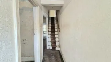 Property for Auction in Bedfordshire and Buckinghamshire - 64 Cassio Road, Watford, Hertfordshire WD18 0QF