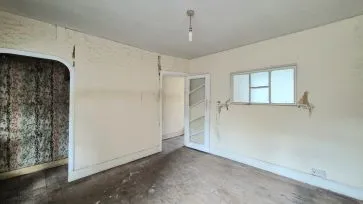Property for Auction in Bedfordshire and Buckinghamshire - 64 Cassio Road, Watford, Hertfordshire WD18 0QF
