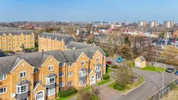 Property for Auction in Bedfordshire and Buckinghamshire - 26 Kempster Close, Bedford, Bedfordshire MK40 4FW