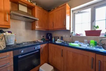Property for Auction in Bedfordshire and Buckinghamshire - 26 Kempster Close, Bedford, Bedfordshire MK40 4FW