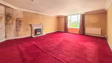 Property for Auction in Bedfordshire and Buckinghamshire - 23 Market Square, Winslow, Buckingham, Buckinghamshire