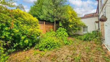 Property for Auction in Bedfordshire and Buckinghamshire - 23 Market Square, Winslow, Buckingham, Buckinghamshire