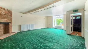 Property for Auction in Bedfordshire and Buckinghamshire - 23 Market Square, Winslow, Buckingham, Buckinghamshire