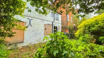 Property for Auction in Bedfordshire and Buckinghamshire - 23 Market Square, Winslow, Buckingham, Buckinghamshire