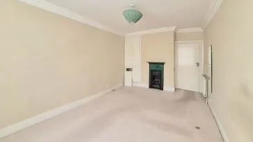 Property for Auction in Bedfordshire and Buckinghamshire - 23 Market Square, Winslow, Buckingham, Buckinghamshire