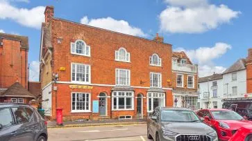 Property for Auction in Bedfordshire and Buckinghamshire - 23 Market Square, Winslow, Buckingham, Buckinghamshire