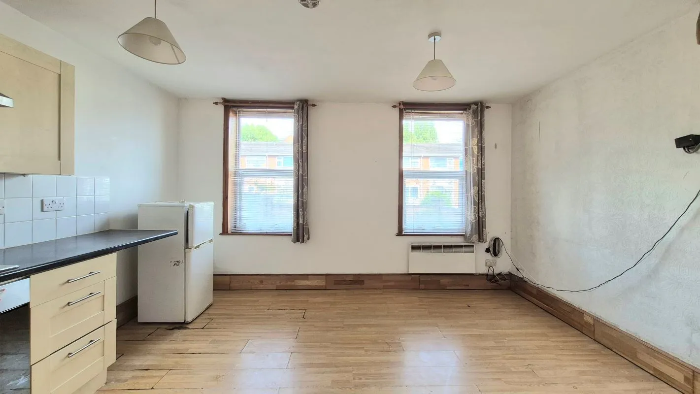 23-25 Biscot Road, Luton, Bedfordshire, LU3 1AH - Online Auctions