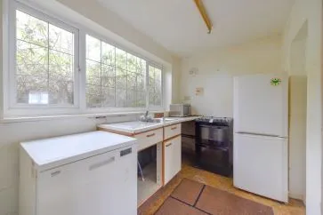 Property for Auction in Bedfordshire and Buckinghamshire - 38 High Street North, Stewkley, Leighton Buzzard, Buckinghamshire LU7 0EW