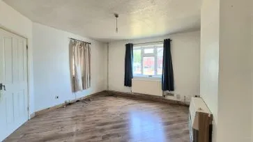 Property for Auction in Bedfordshire and Buckinghamshire - 1 Kelvin Avenue, Bedford, Bedfordshire MK42 9SA