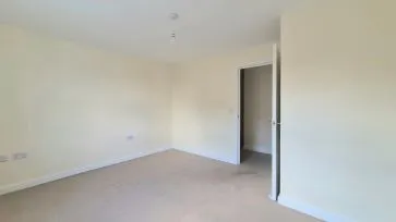Property for Auction in Bedfordshire and Buckinghamshire - Apartment 24, The Academy, Holly Street, Luton, Bedfordshire LU1 3DD