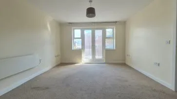 Property for Auction in Bedfordshire and Buckinghamshire - Apartment 24, The Academy, Holly Street, Luton, Bedfordshire LU1 3DD