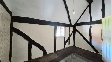 Property for Auction in Bedfordshire and Buckinghamshire - 9 South End, Milton Bryan, Milton Keynes, Buckinghamshire MK17 9HS