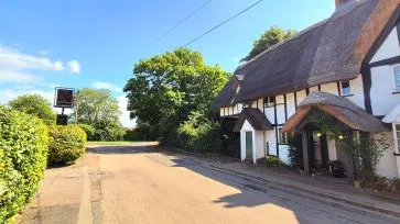 Property for Auction in Bedfordshire and Buckinghamshire - 9 South End, Milton Bryan, Milton Keynes, Buckinghamshire MK17 9HS