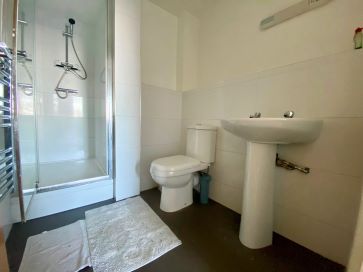 Property for Auction in Birmingham - 24 the Purple Apartments, Broadway Plaza, 219 Ladywood Middleway, Birmingham, West Midlands B16 8EQ