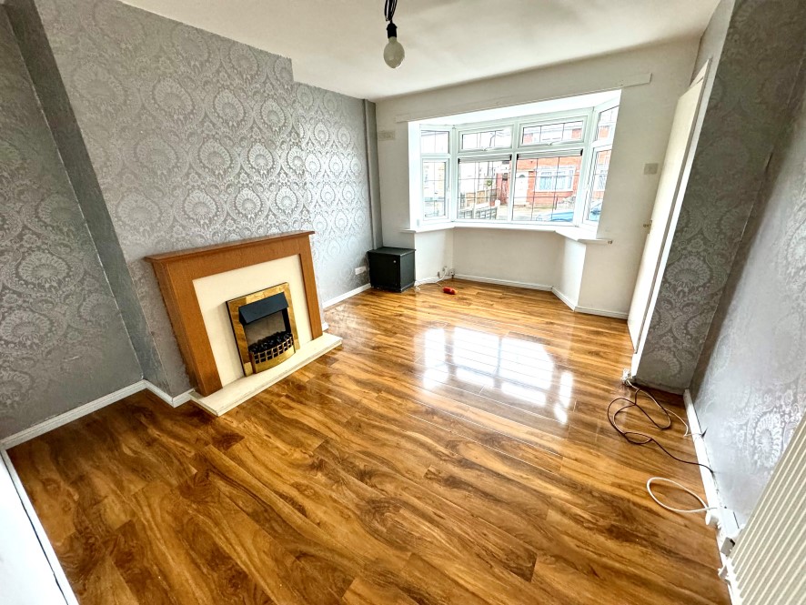 Property for Auction in Birmingham - 5 Broadwaters Avenue, Wednesbury, West Midlands WS10 7QR