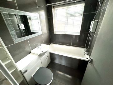 Property for Auction in Birmingham - 5 Broadwaters Avenue, Wednesbury, West Midlands WS10 7QR